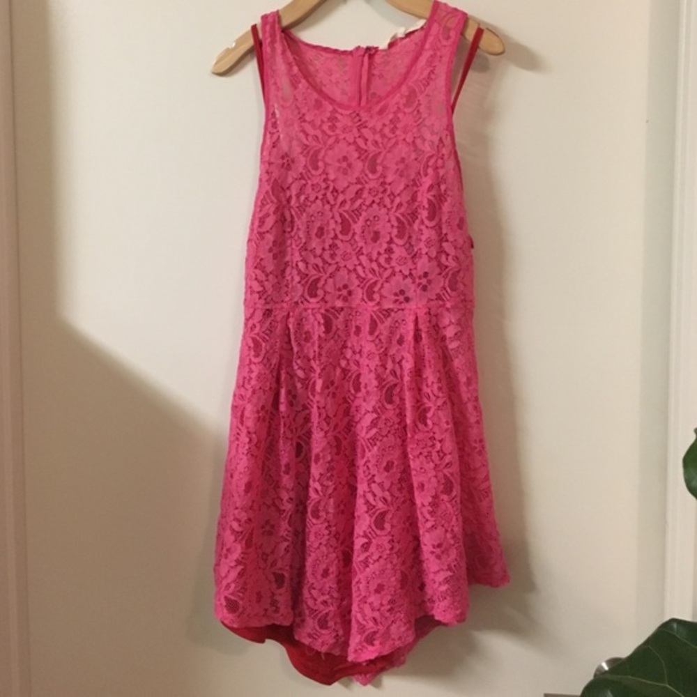 Hot pink lace dress - Picture 1 of 3